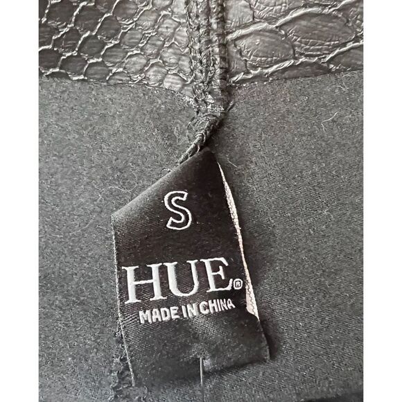 HUE Sleek Effects Black Crocodile Skin Design Soft Stretch Leggings Sz S NWT - Picture 11 of 16